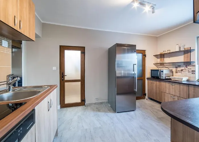 Casa Stella - Spacious Kluż-Napoka